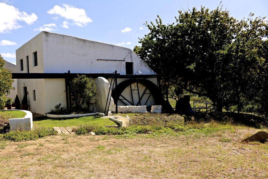 Villa Beaumont Family Wines à Botrivier Extérieur photo